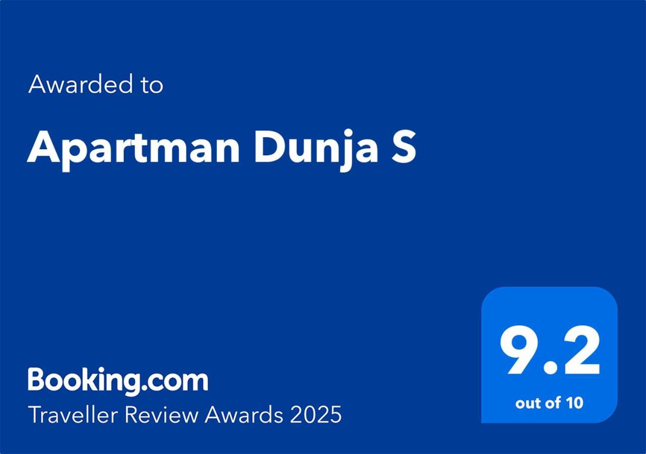 Apartman Dunja S Βελιγράδι Εξωτερικό φωτογραφία